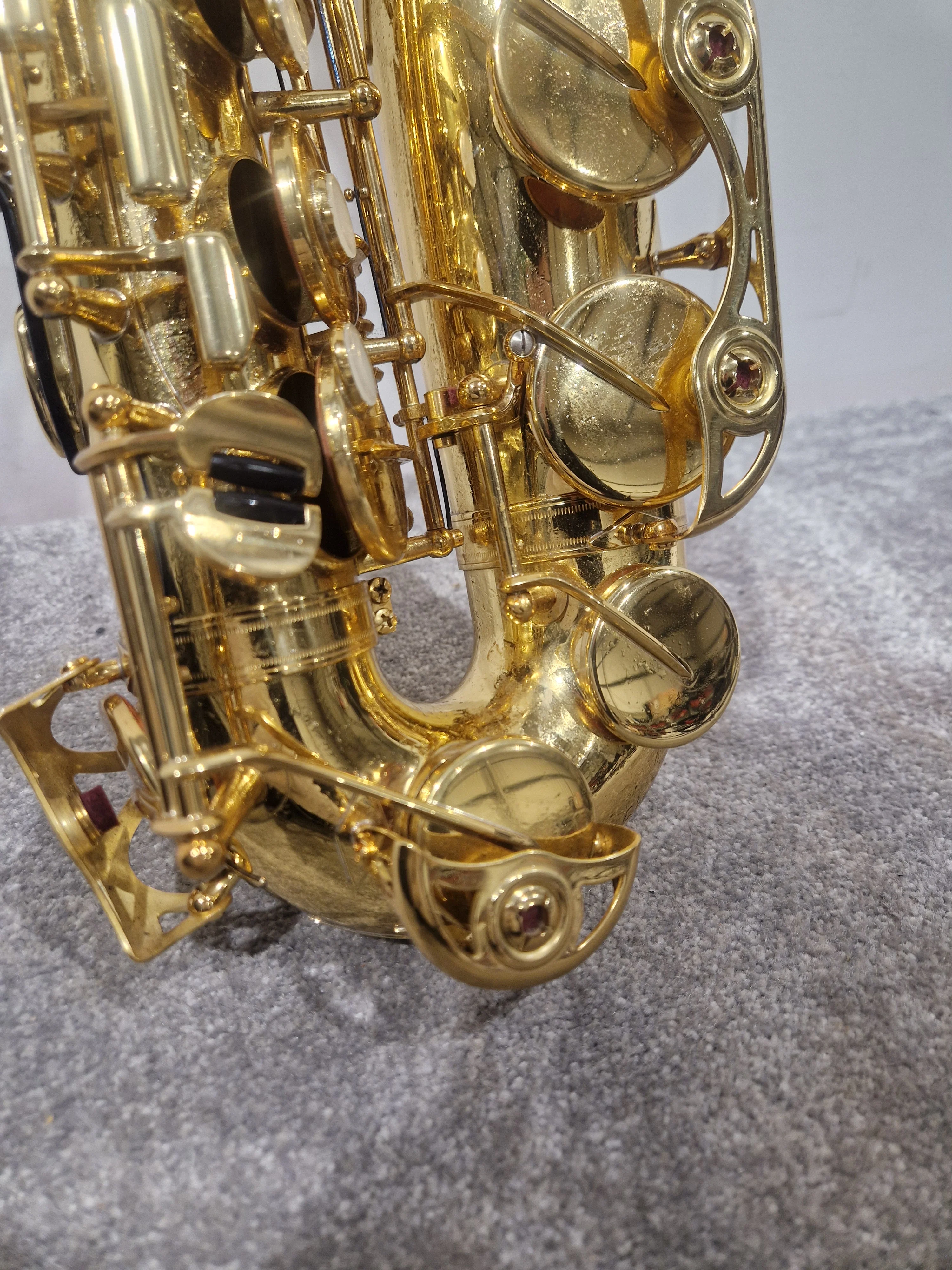 Yamaha YAS-62 - Alto Saxophone - Lacquered Brass - Excellent w/ Hard Case - Image 12