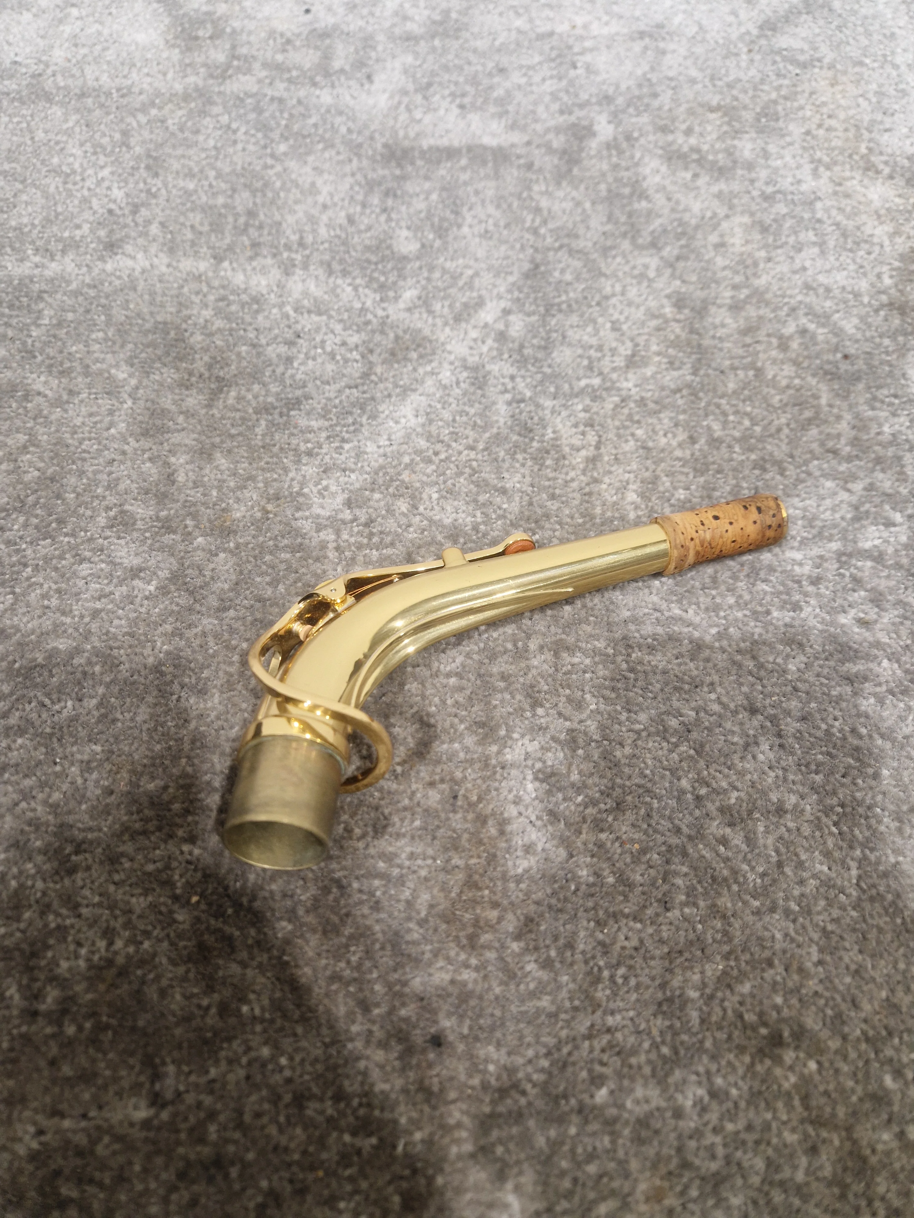 Yamaha YAS-62 - Alto Saxophone - Lacquered Brass - Excellent w/ Hard Case - Image 14