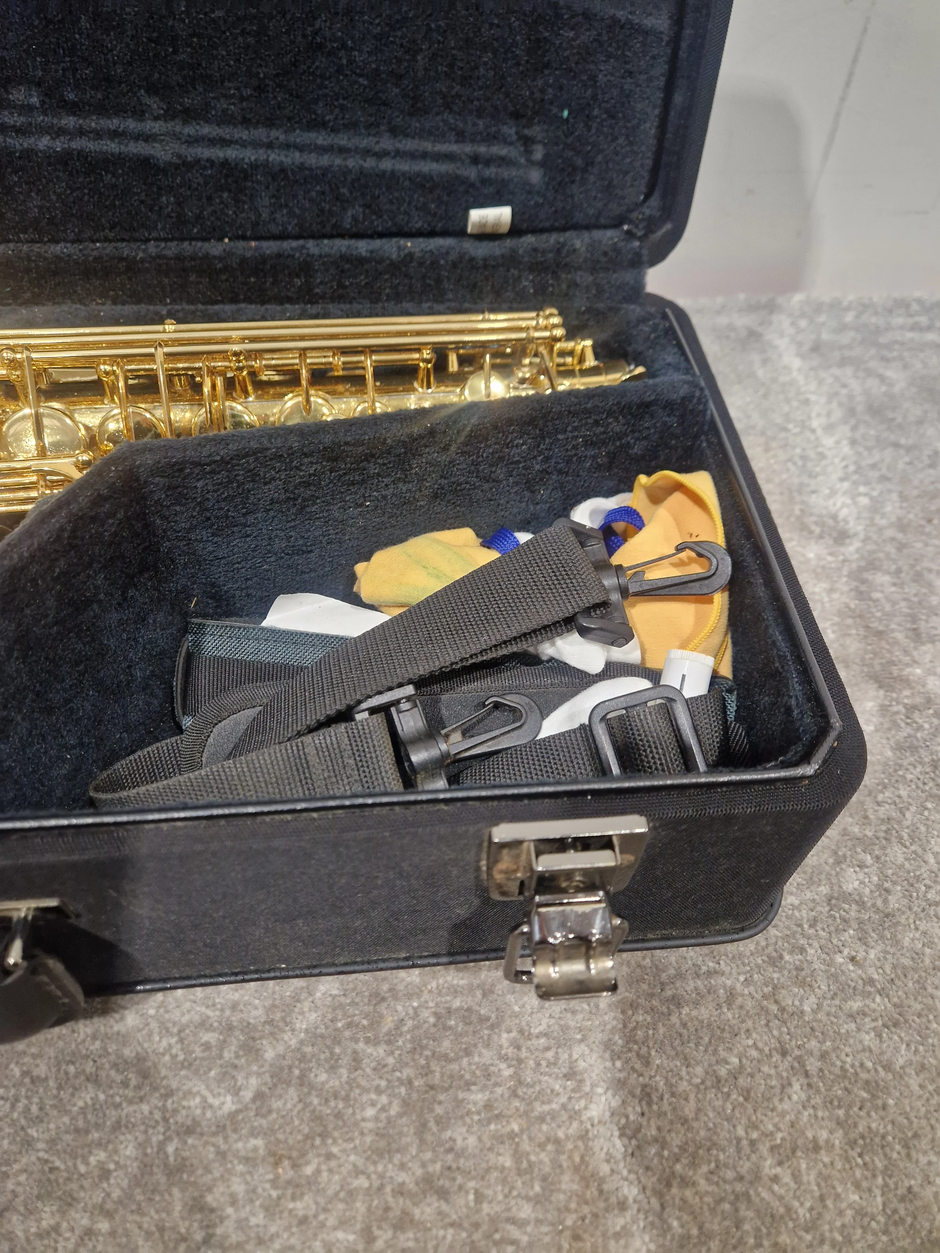 Yamaha YAS-62 - Alto Saxophone - Lacquered Brass - Excellent w/ Hard Case - Image 25