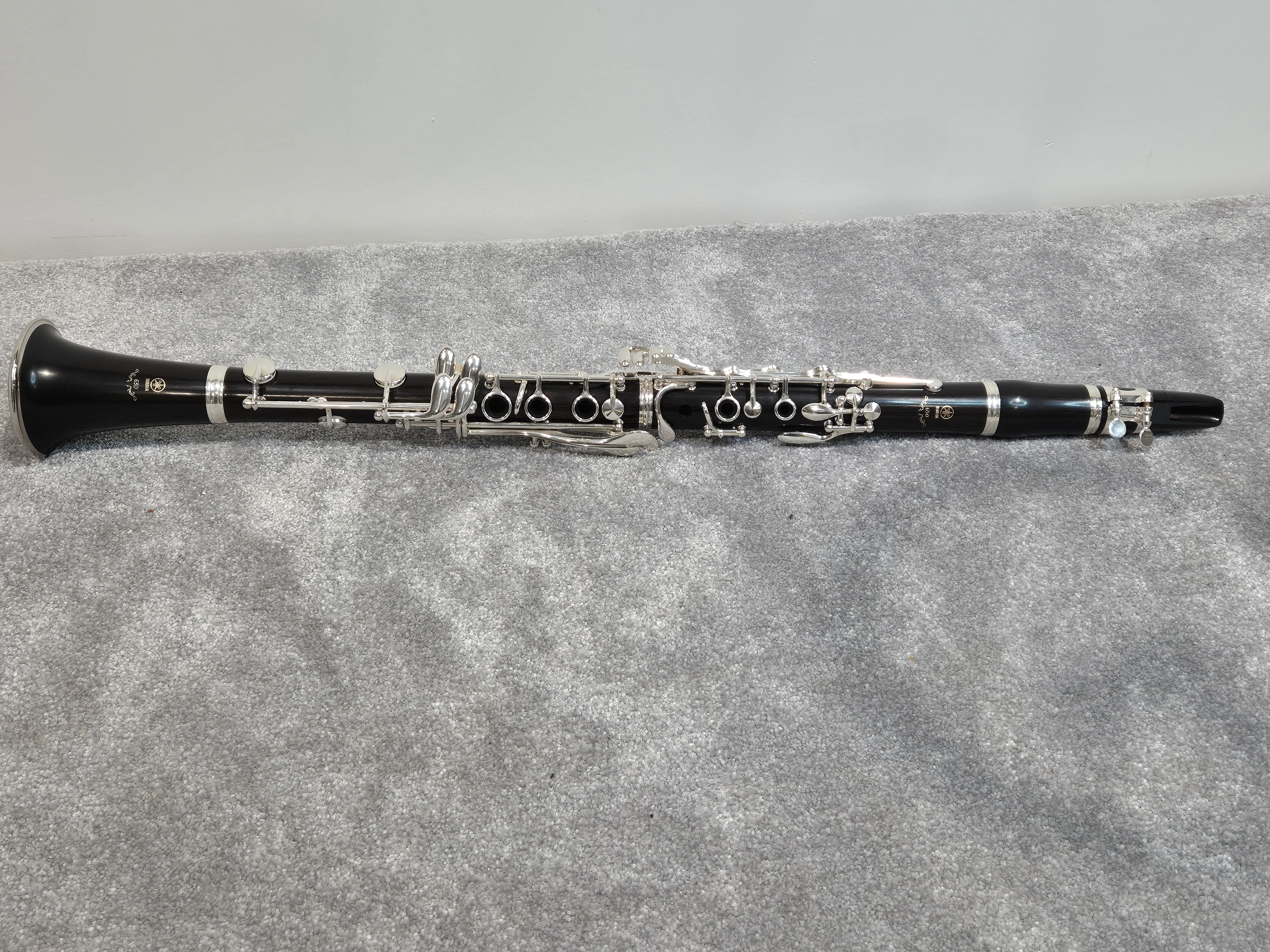 Yamaha YCL-650 Bb Clarinet + Hard Case and Yamaha Soft Bag - Image 2