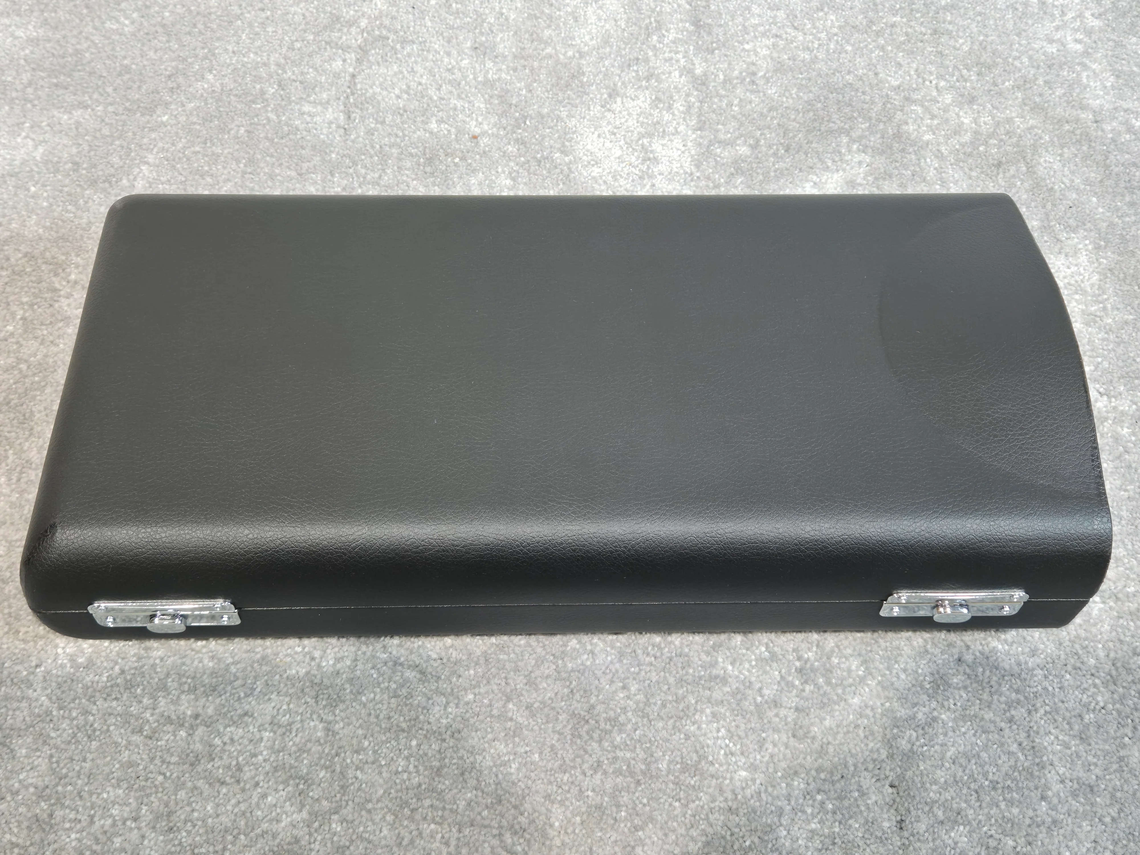 Yamaha YCL-650 Bb Clarinet + Hard Case and Yamaha Soft Bag - Image 7