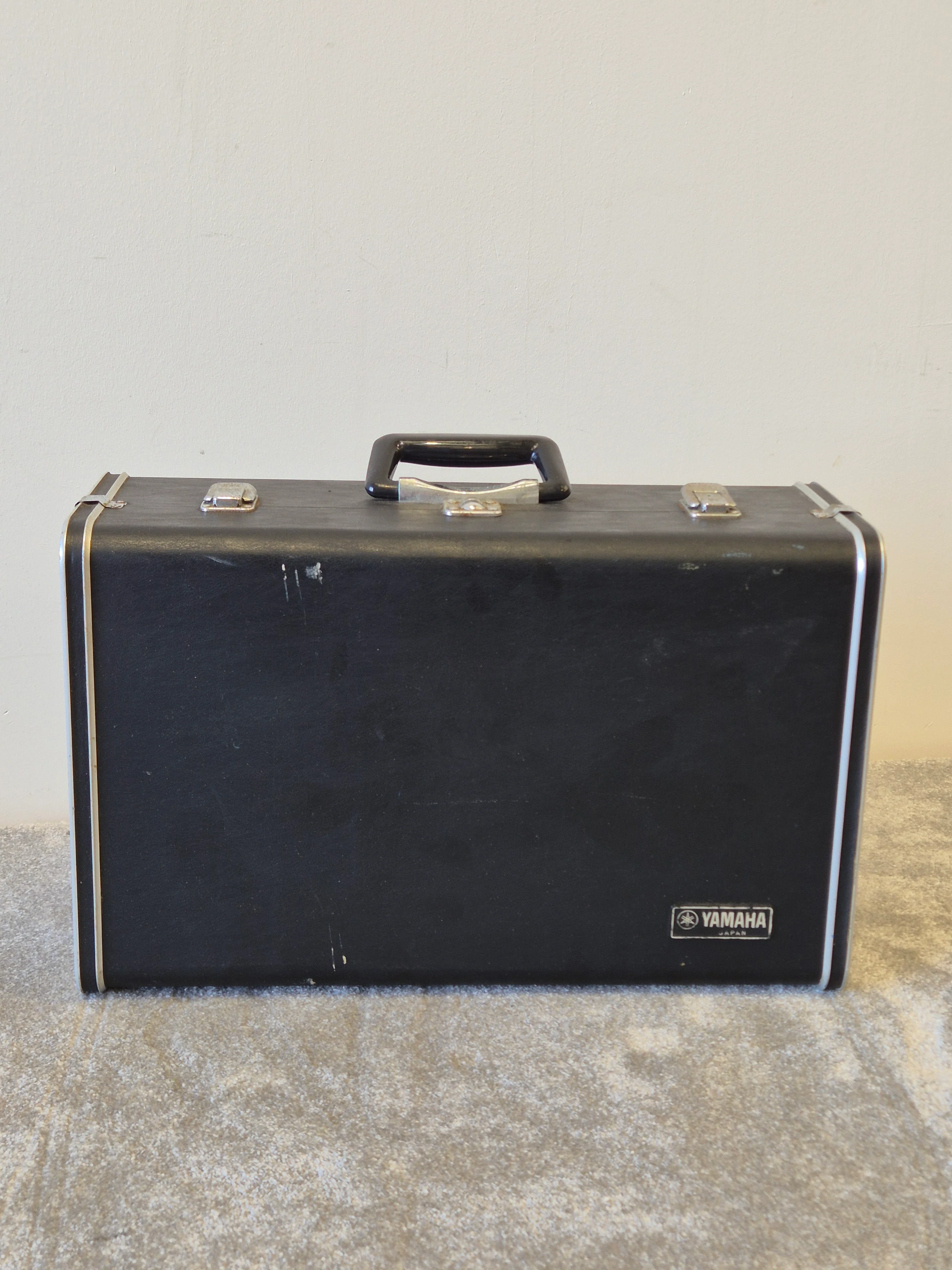 Yamaha YFH-631 - Professional Bb Flugelhorn w/ Hard Case - Image 13