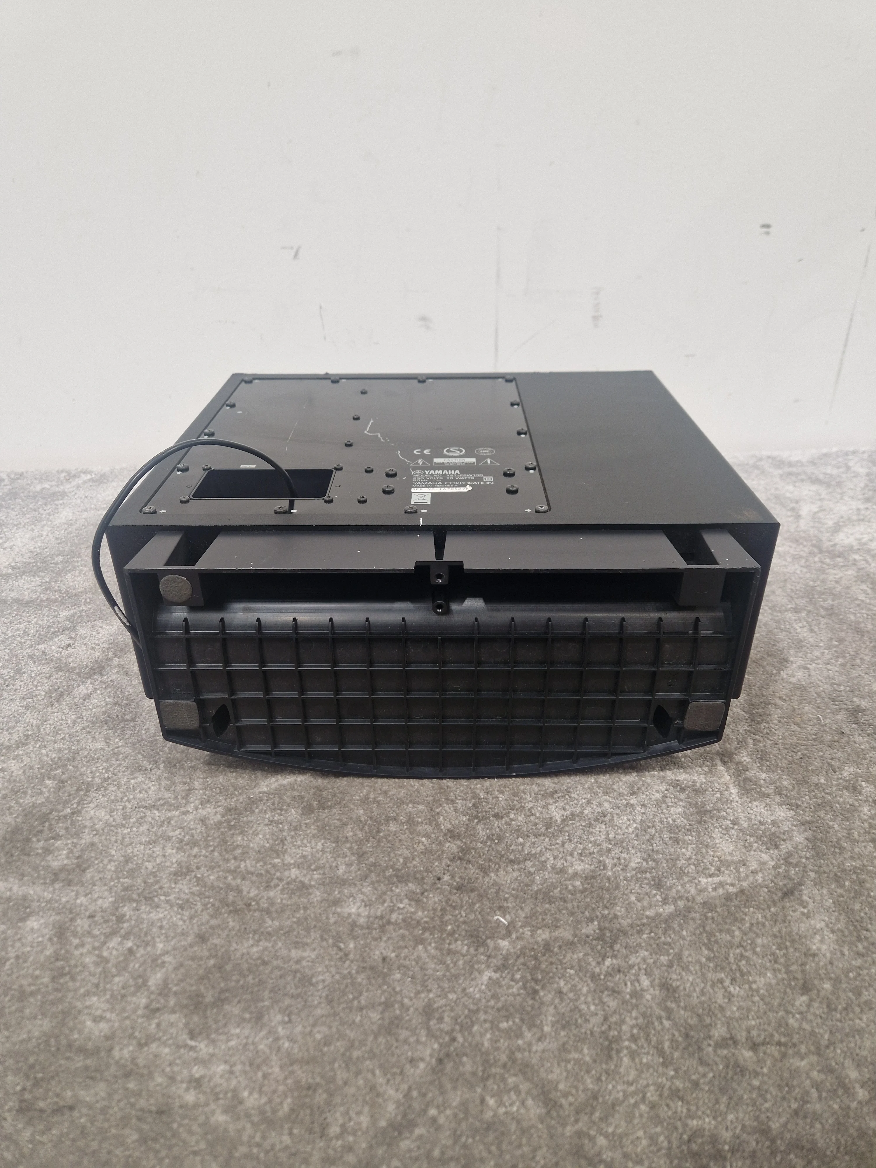 Yamaha YST-FWS100 - Advanced Sound System, Subwoofer - Very Good - Image 12