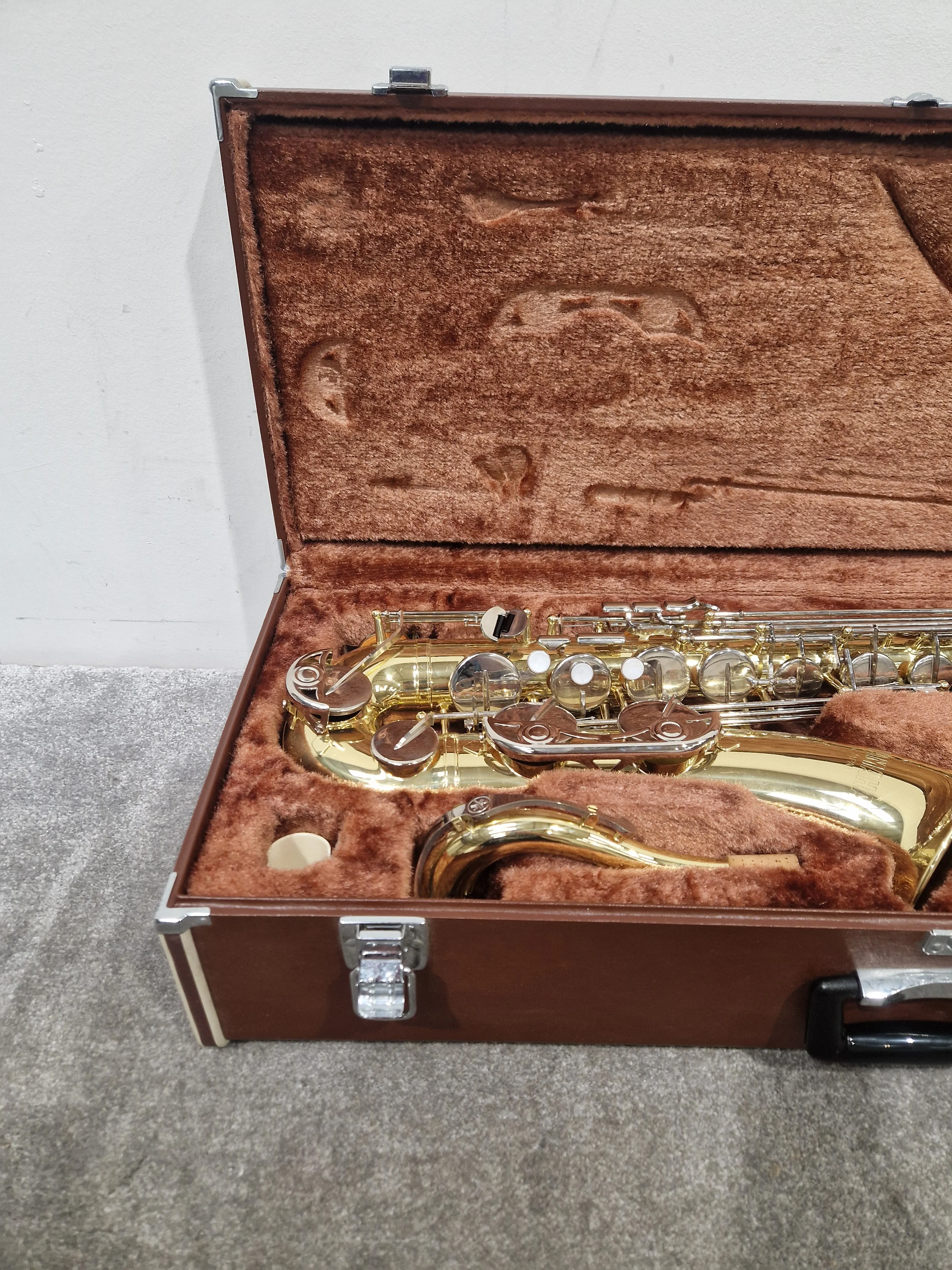 Yamaha YTS-25 - Tenor Saxophone - Excellent w/ Hard Case - Image 3
