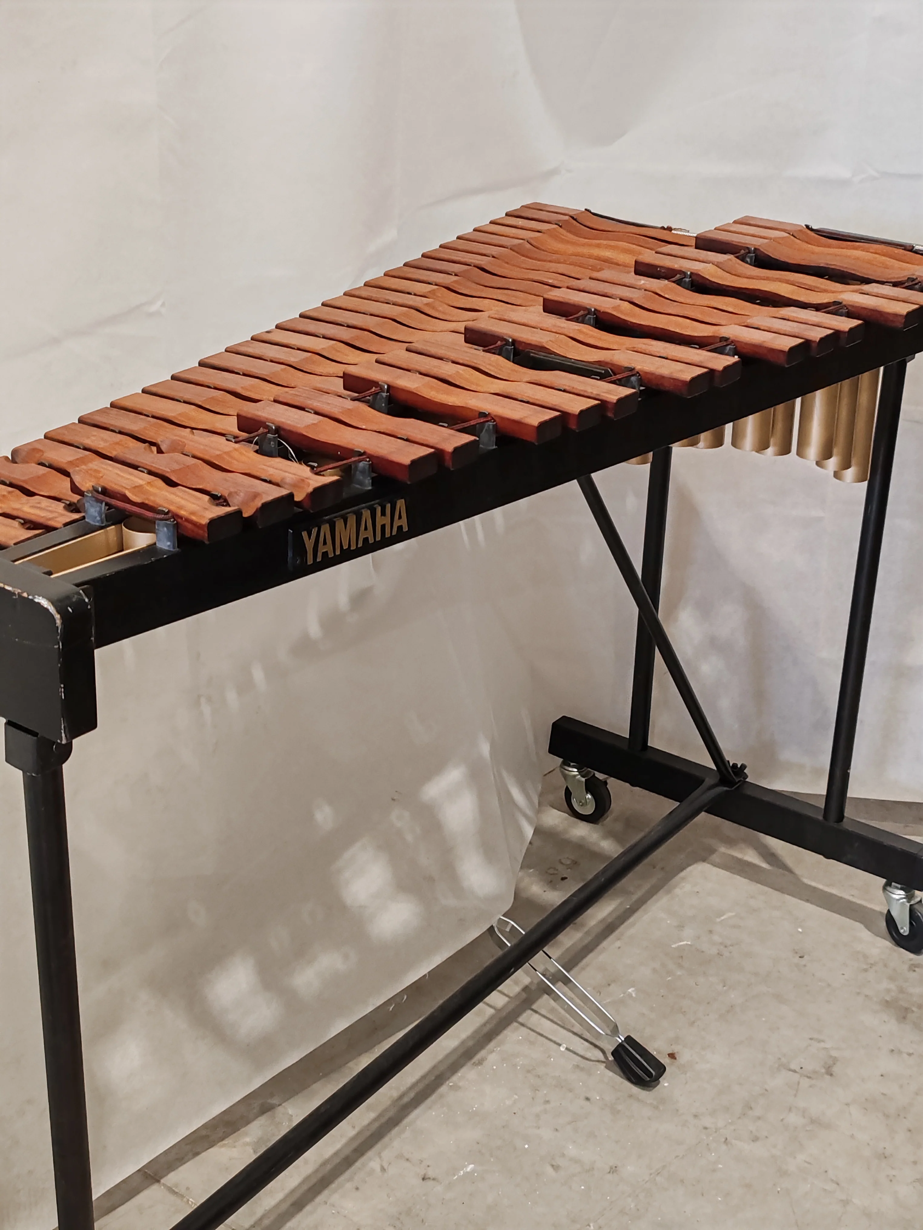 Yamaha YX-135 – 3.5 Octave Padauk Bar Xylophone – Very Good - Image 10