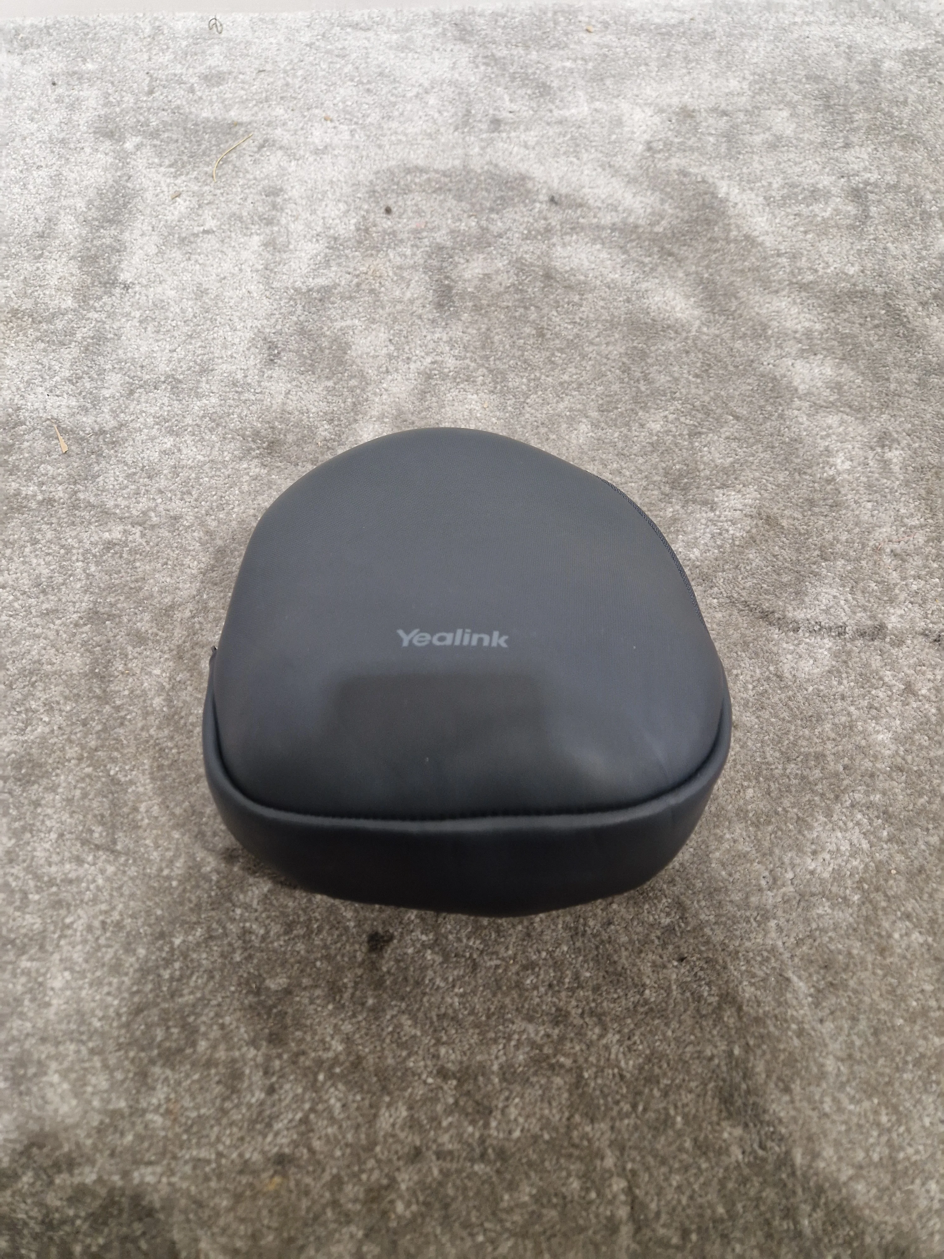 Yealink BH76 Plus Teams - USB-C Bluetooth Headset - Black/Green - Excellent w/ Soft Case - Image 13