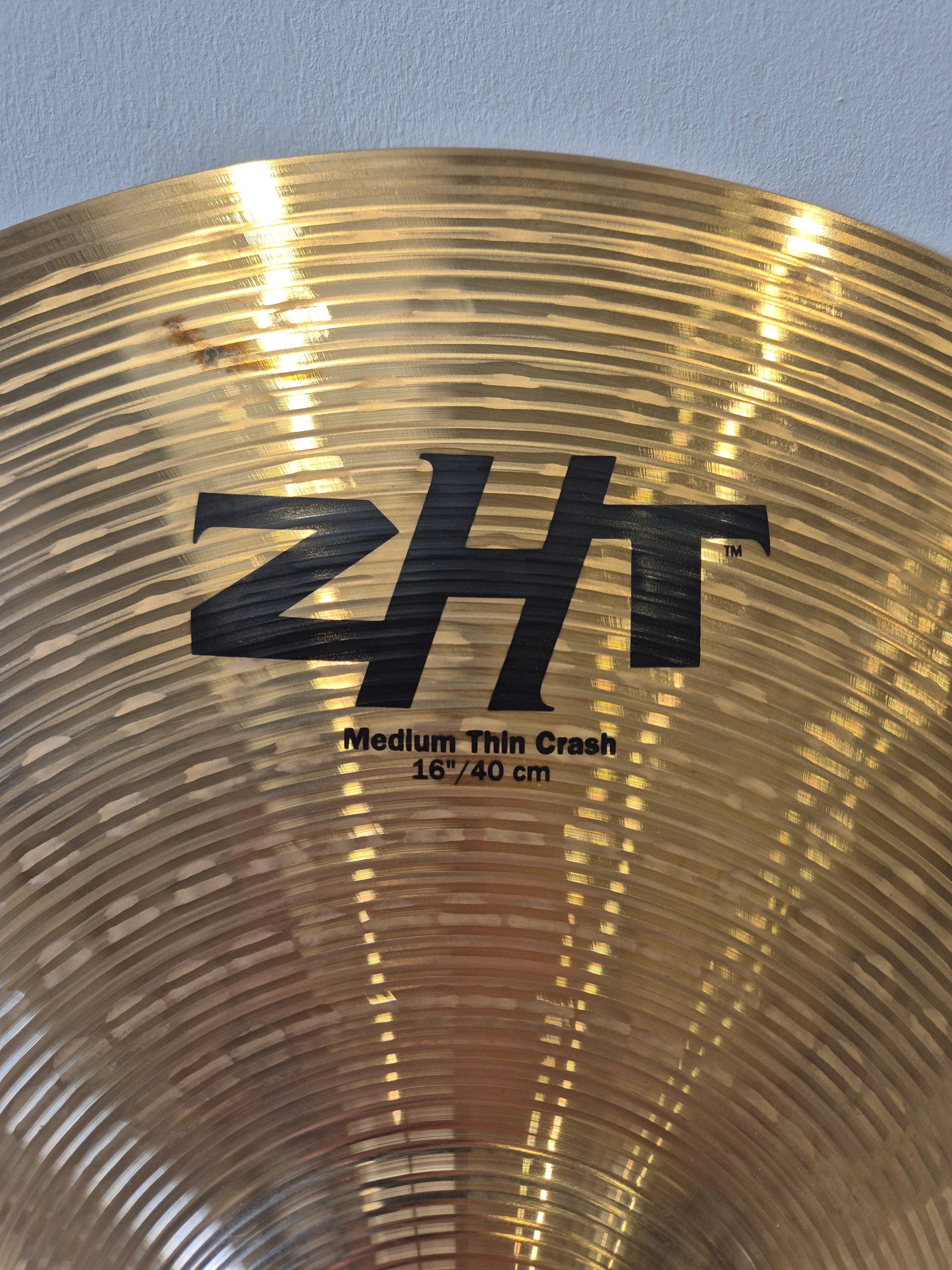Zildjian ZHT 16-inch Medium Thin Crash Cymbal - Image 2