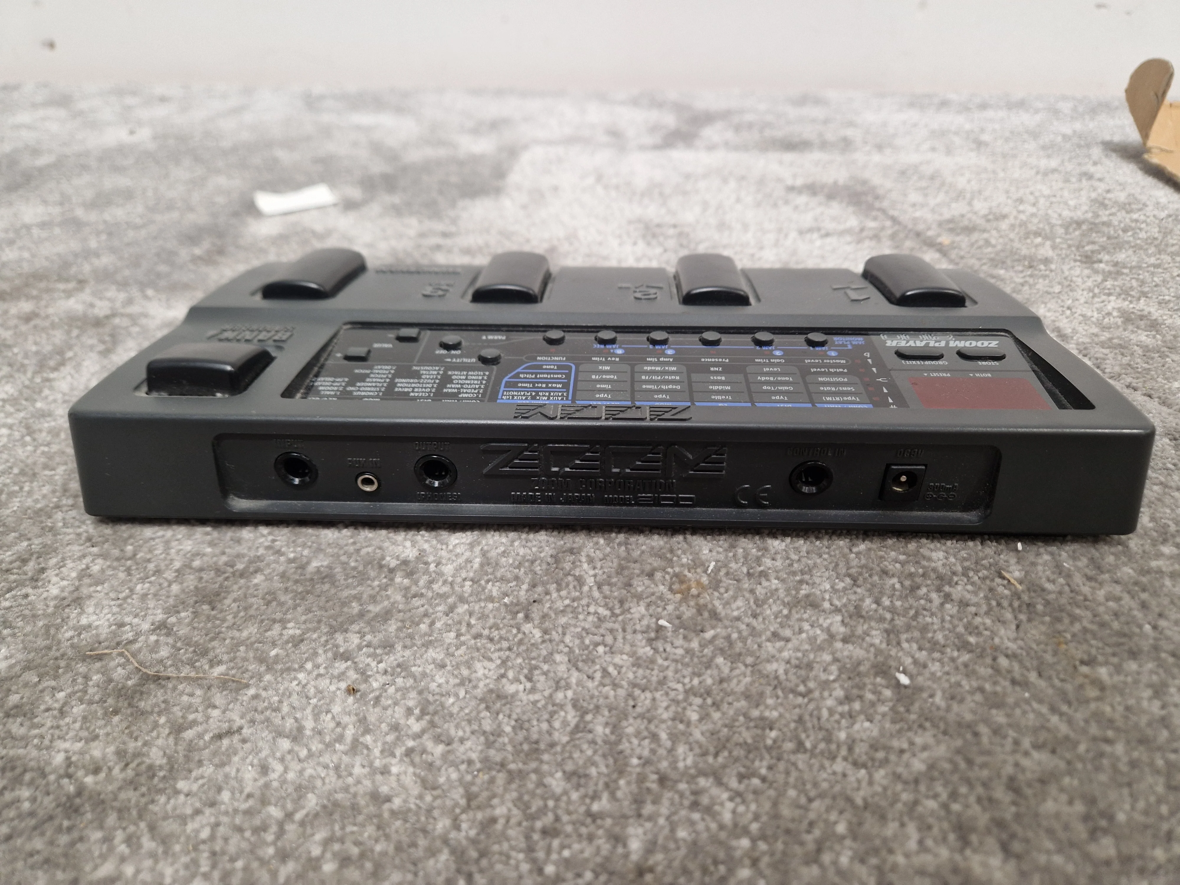 Zoom 2100 Effects Pedal - Multi-Effects, 24-bit Processing - Very Good w/ Original Box & Power Supply & Manuals - Image 4