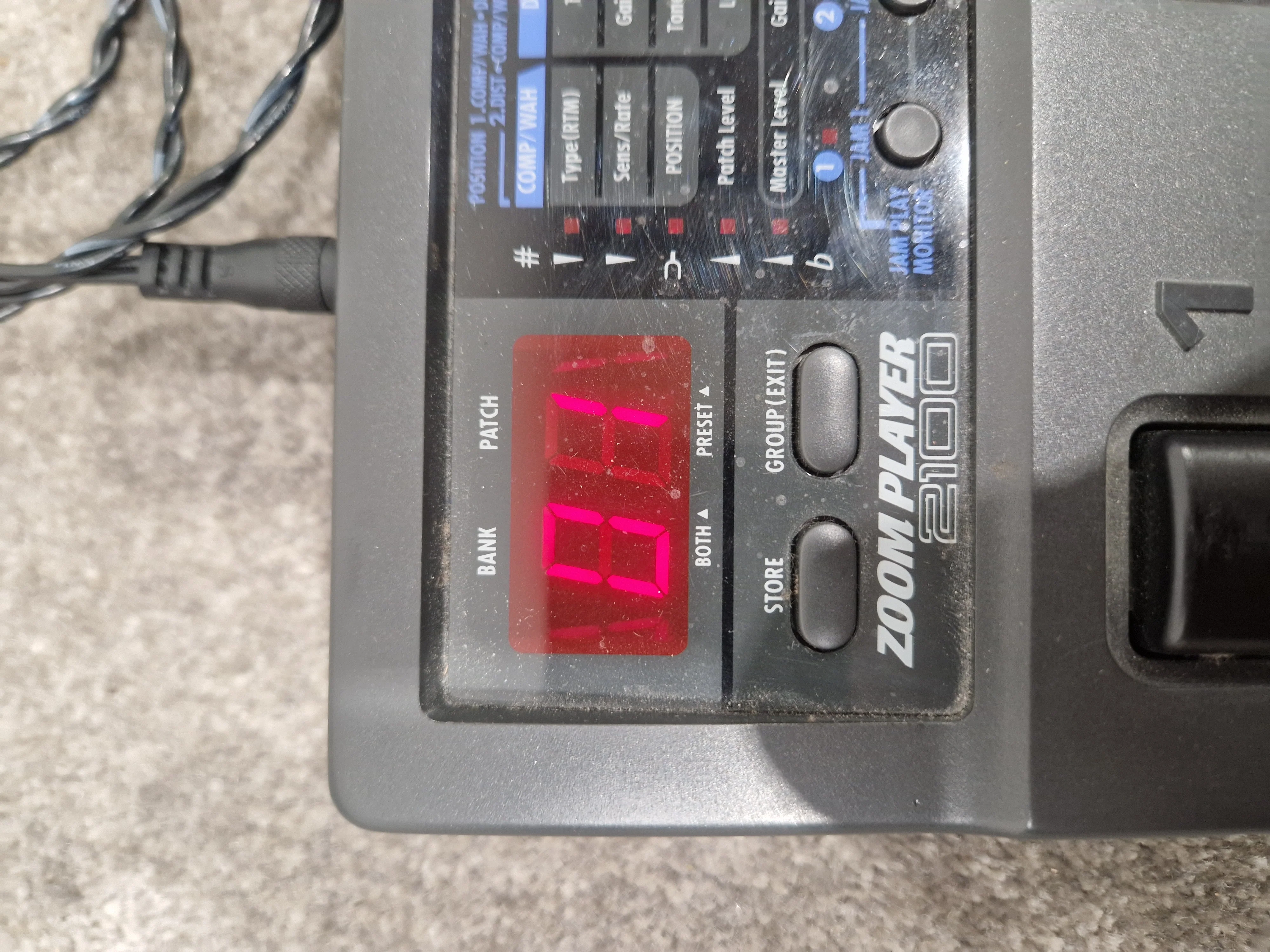 Zoom 2100 Effects Pedal - Multi-Effects, 24-bit Processing - Very Good w/ Original Box & Power Supply & Manuals - Image 7