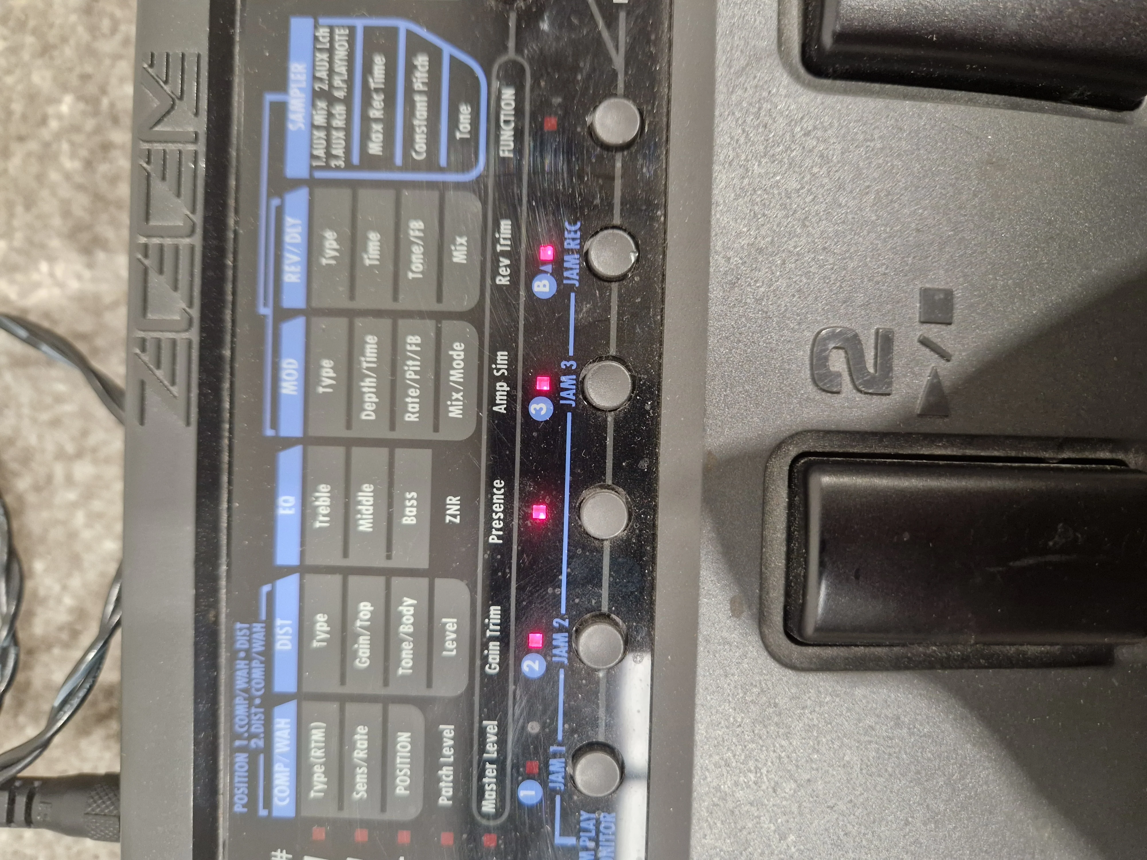 Zoom 2100 Effects Pedal - Multi-Effects, 24-bit Processing - Very Good w/ Original Box & Power Supply & Manuals - Image 8