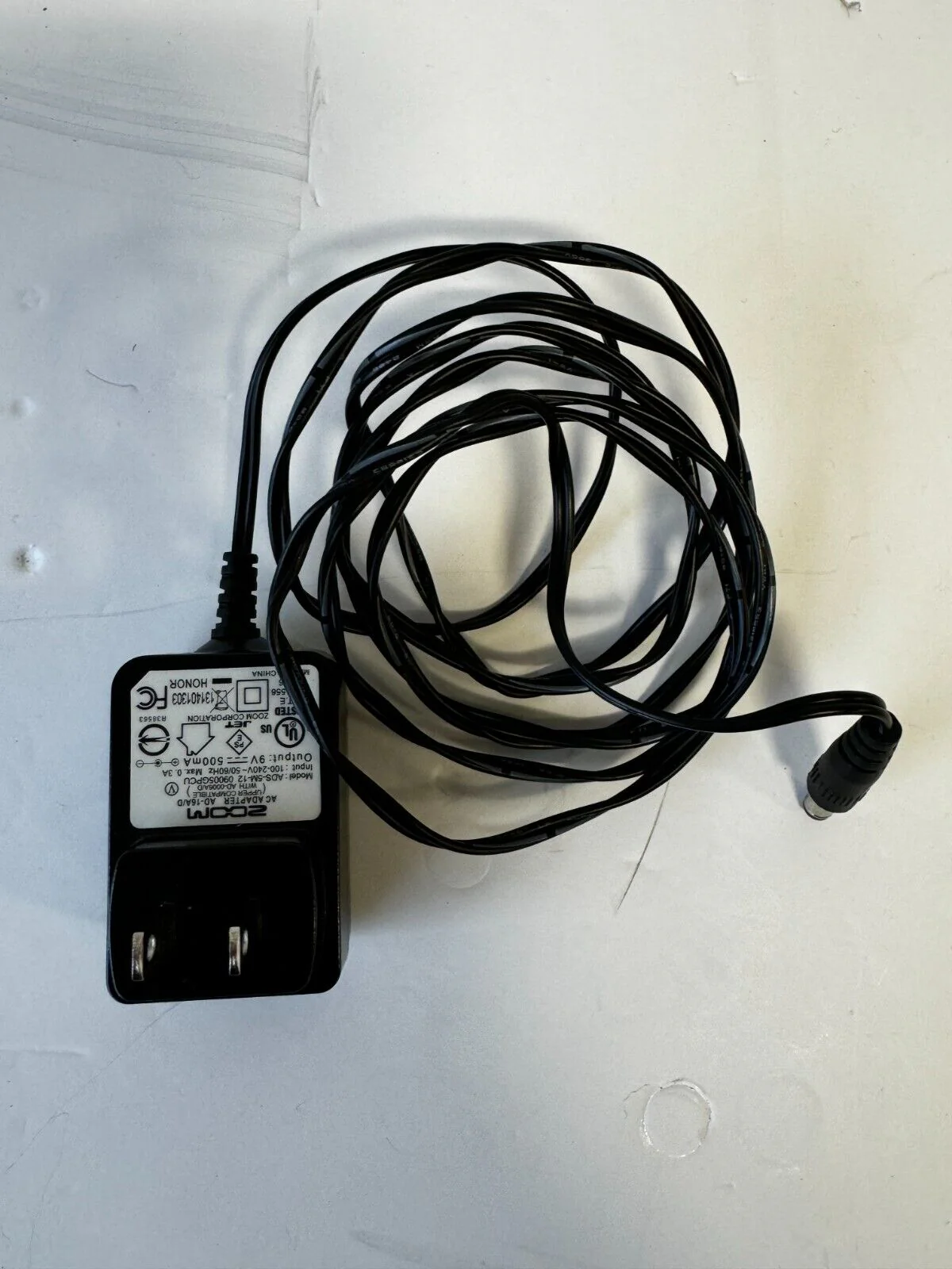 Zoom A3 Pre-Amp & Effects Pedal for Acoustic Guitar With US Power Supply - Image 3