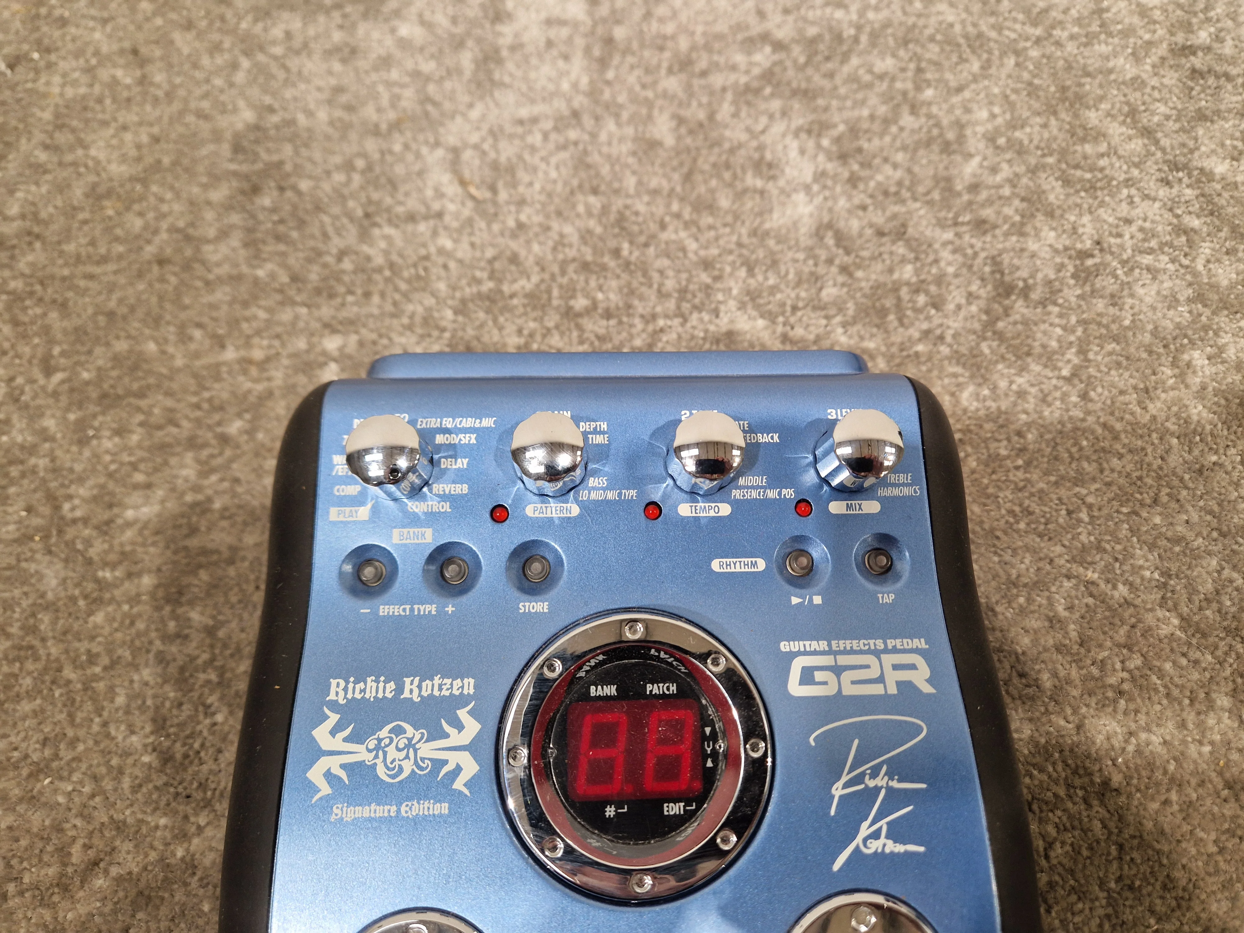 Zoom G2R Richie Kotzen Signature Edition Effects Pedal - Signature Model, Multi-Effects - Excellent w/ Original Box & Power Supply & Manuals - Image 11