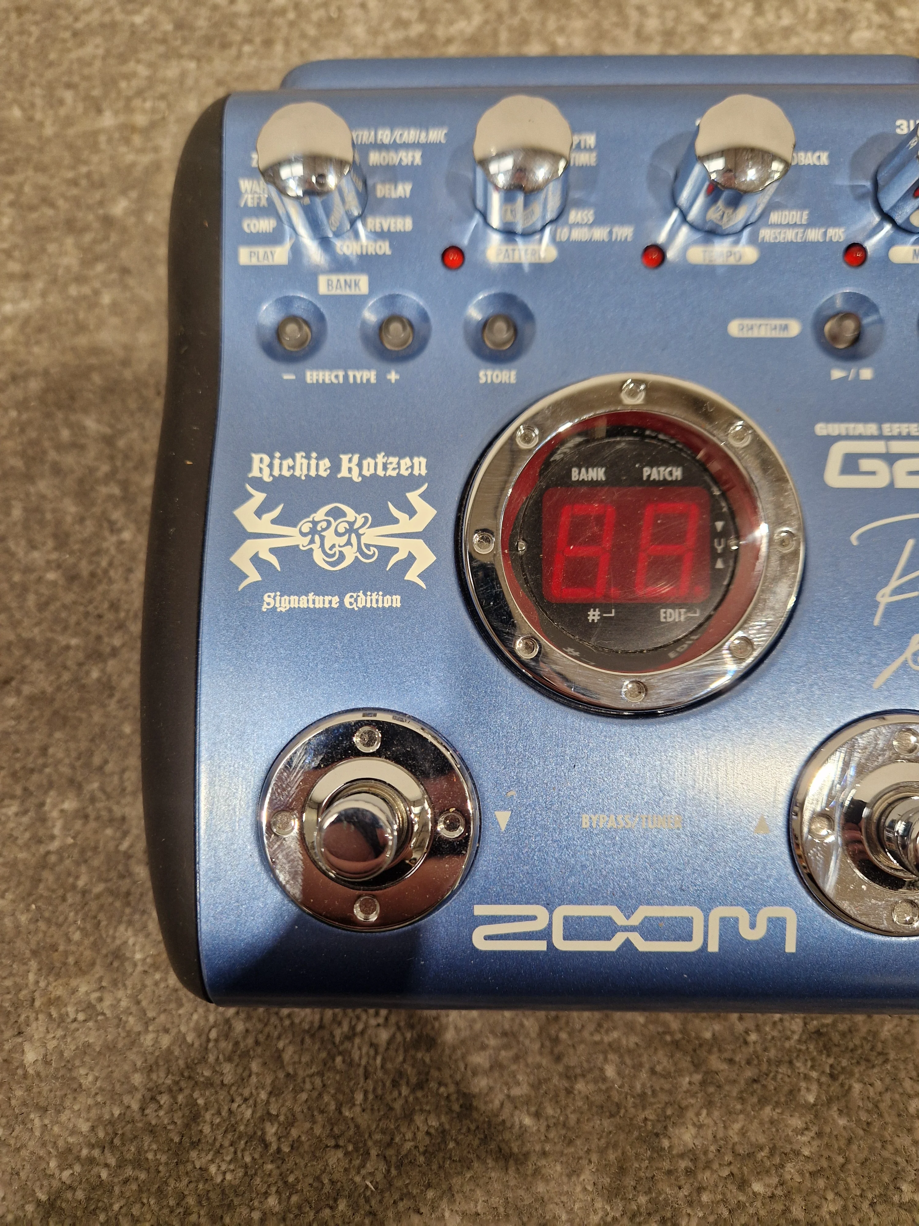 Zoom G2R Richie Kotzen Signature Edition Effects Pedal - Signature Model, Multi-Effects - Excellent w/ Original Box & Power Supply & Manuals - Image 9