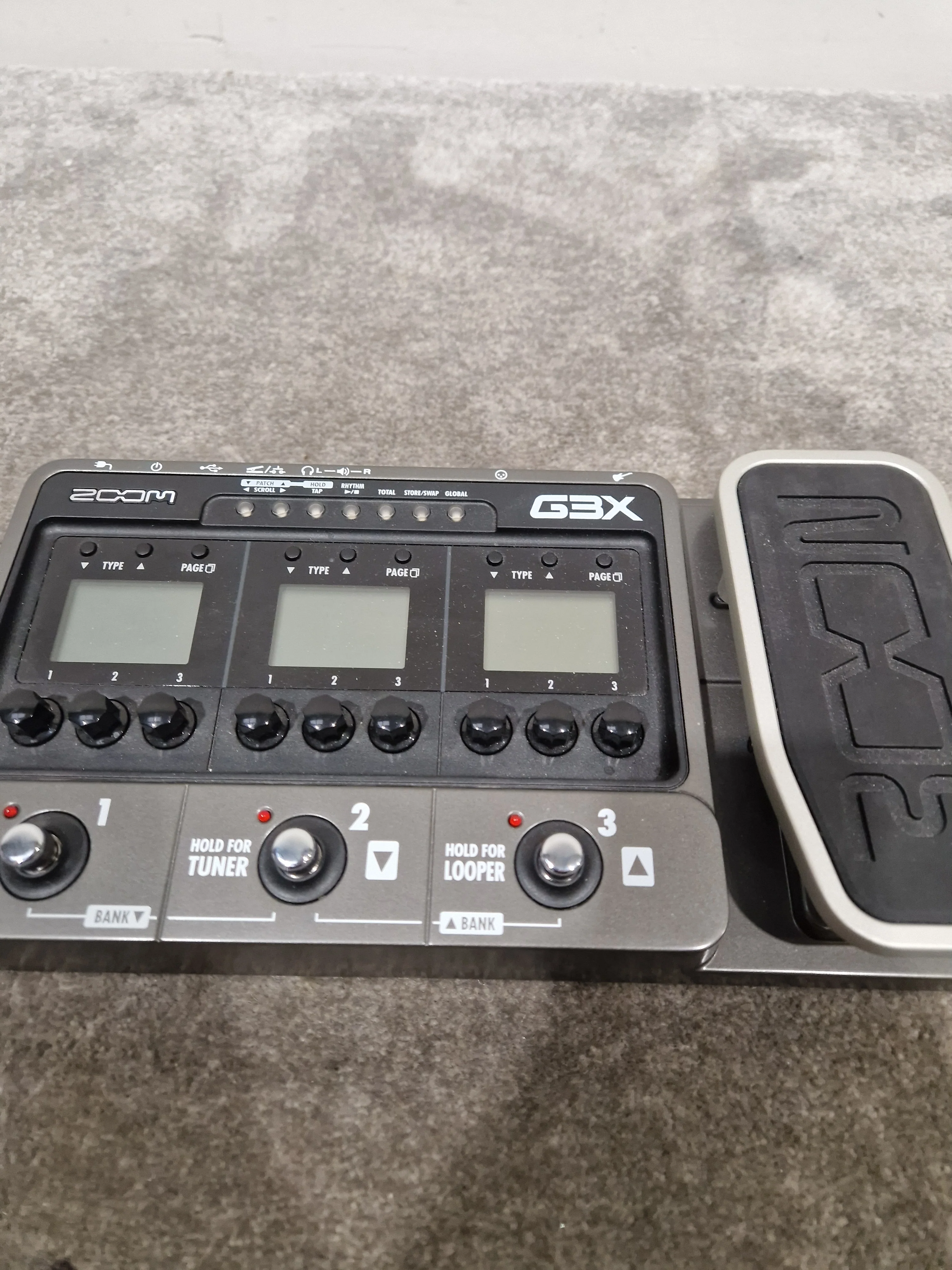 Zoom G3X - Multi-Effects Guitar Pedal - Built-In Expression Pedal - Excellent w/ Original Box & Power Supply - Image 5