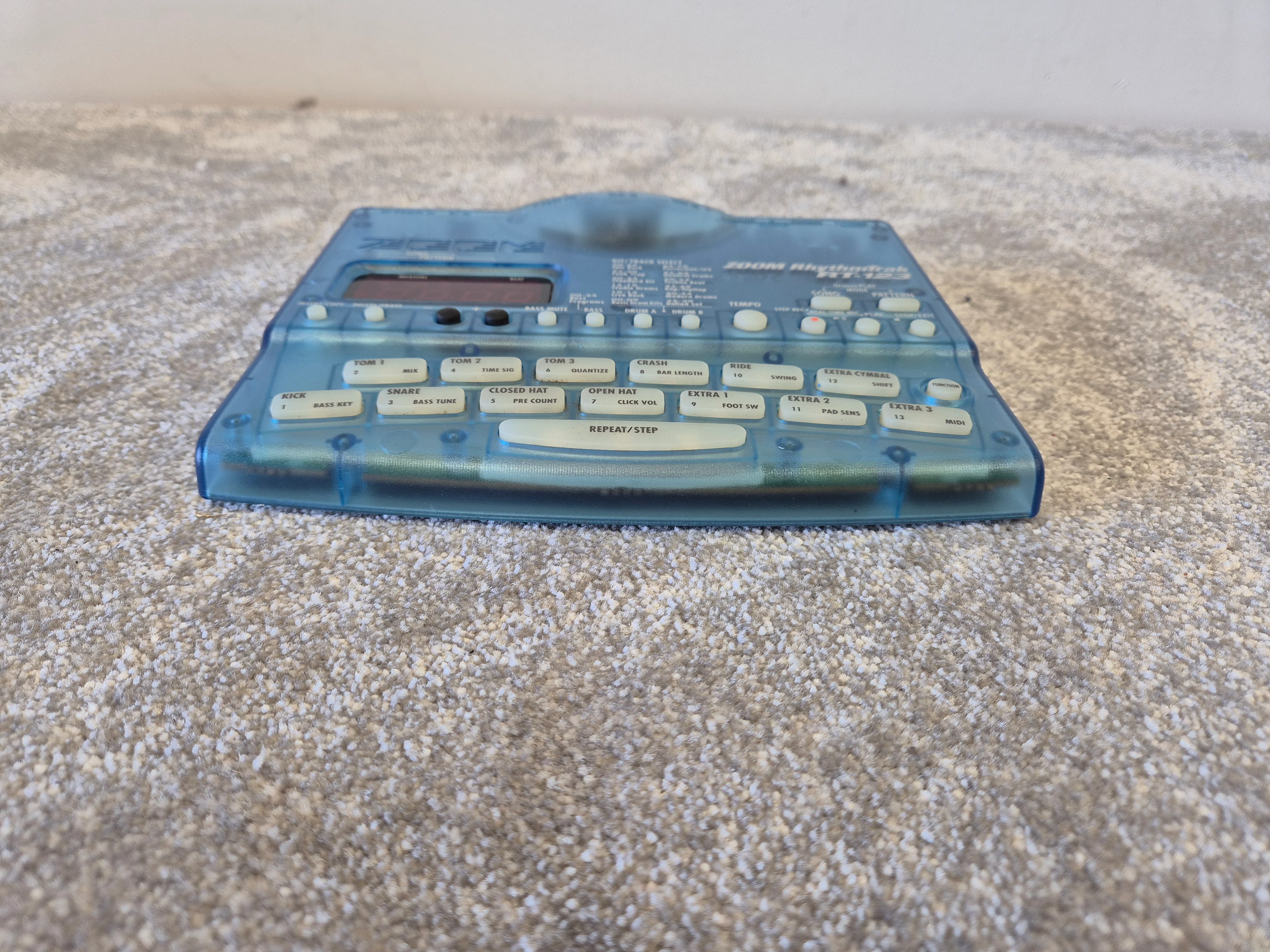 Zoom RhythmTrak RT-123 - Drum Machine - Image 2