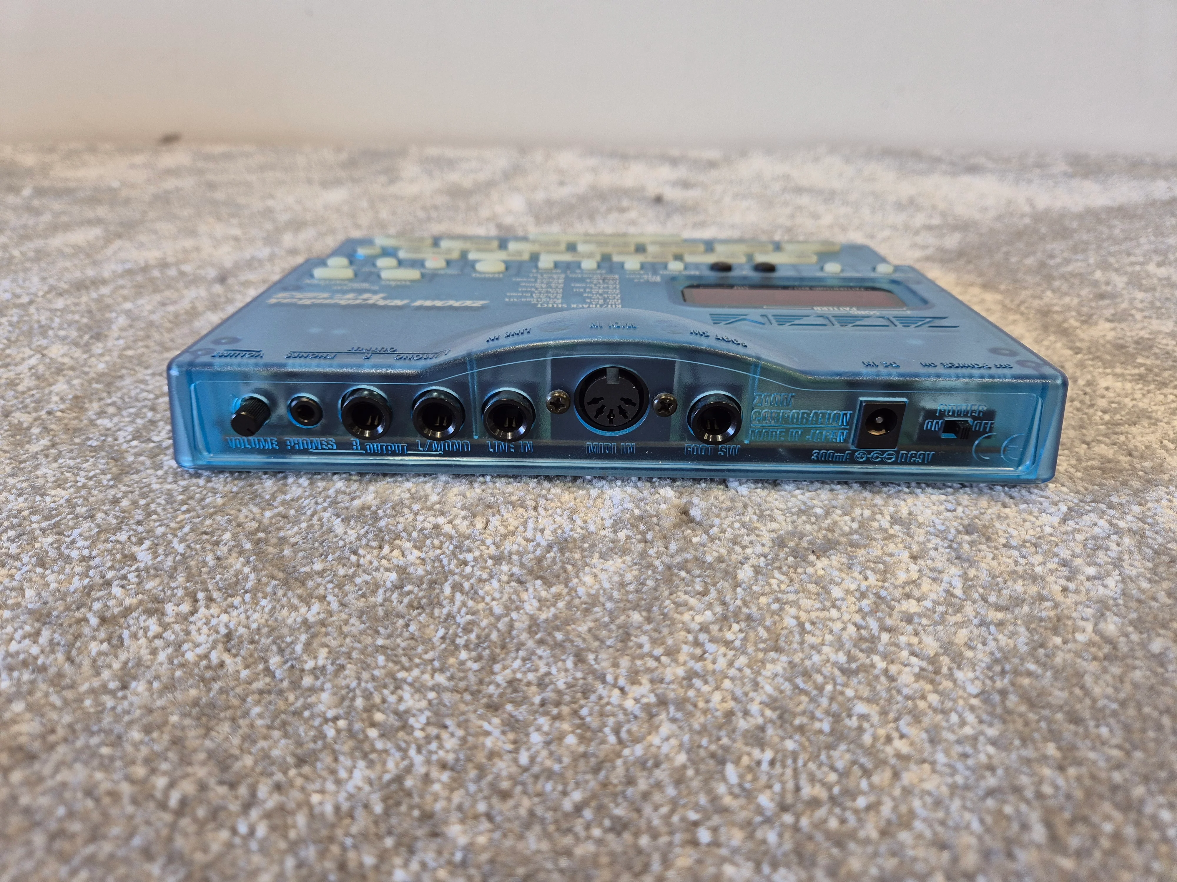 Zoom RhythmTrak RT-123 - Drum Machine - Image 4